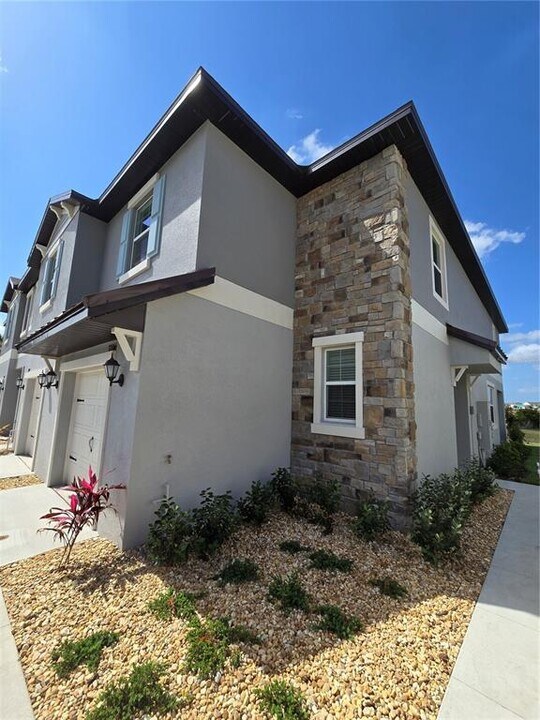 32066 Spiceberry St in San Antonio, FL - Building Photo