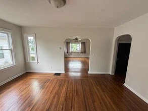 6816 Park Ave in Cincinnati, OH - Building Photo - Building Photo
