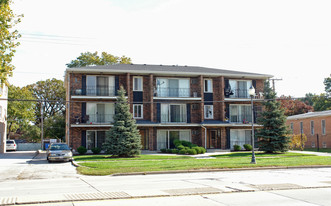 8743-8745 S Roberts Rd Apartamentos