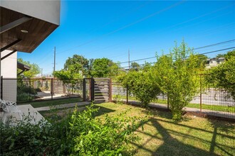 1009 E 12th St in Austin, TX - Building Photo - Building Photo