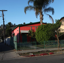 314-324 1/2 N Avenue 51 in Los Angeles, CA - Building Photo - Building Photo