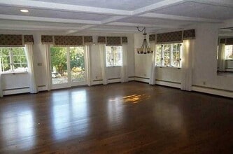 169 Narrow Ln in North Kingstown, RI - Building Photo - Building Photo
