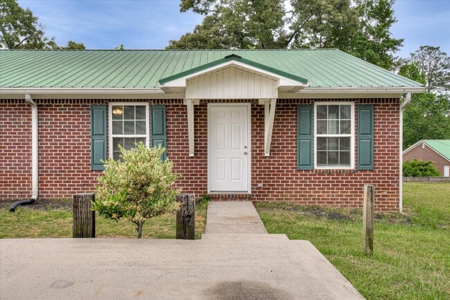 property at 101 Old Thomson Rd