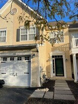 310 Norwalk Way in Middletown, DE - Building Photo