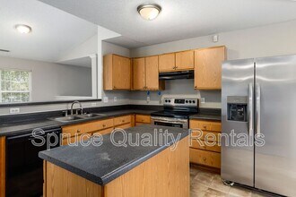 3511 Thornwood Dr in Durham, NC - Building Photo - Building Photo