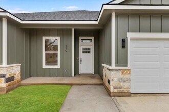 119 Kikipua in Bastrop, TX - Building Photo - Building Photo