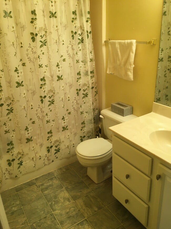 304 N Carroll St, Unit #2