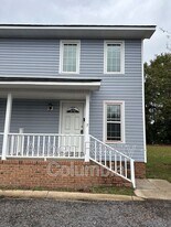 7 Londonderry Square in Cayce, SC - Building Photo