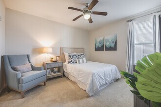 Bridgeside at Patriots Point in Mount Pleasant, SC - Foto de edificio - Interior Photo