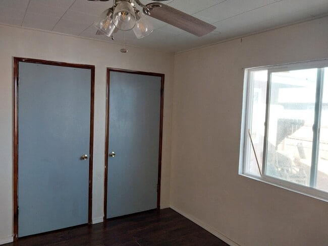 13722 Birch St in Trona, CA - Building Photo - Building Photo
