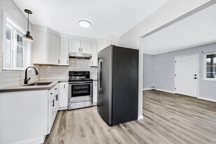 3042 Maple Ave in Oakland, CA - Building Photo