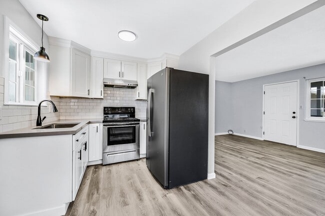 property at 3042 Maple Ave