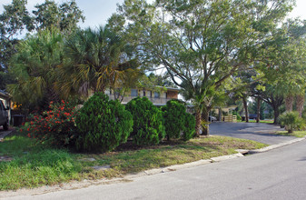 Santa Rosa Apartments in Clearwater, FL - Building Photo - Building Photo