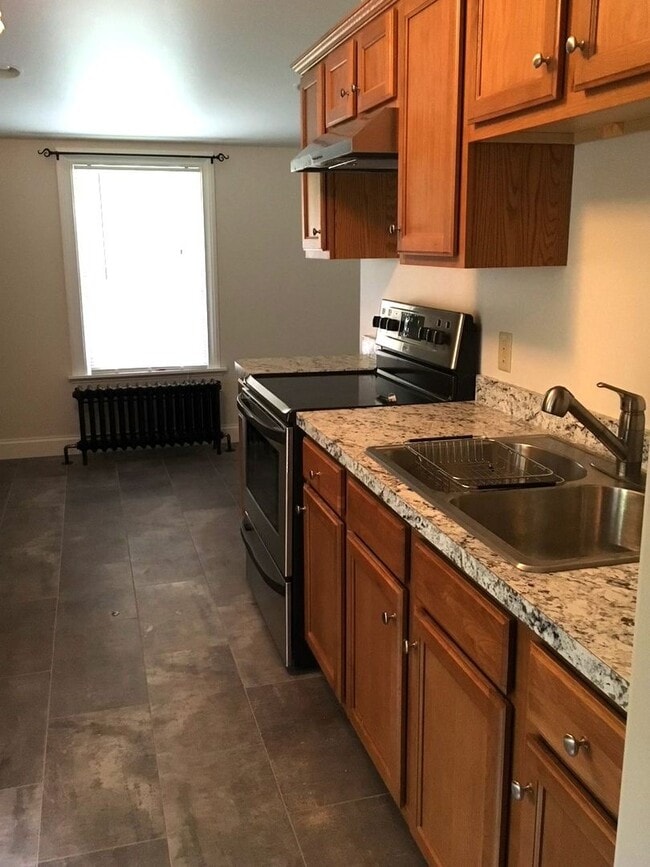 property at 253 E Main St