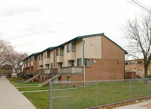 Rosa Parks Apartments in Columbus, OH - Building Photo - Building Photo