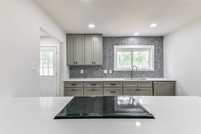 property at 2014 15th Ave N