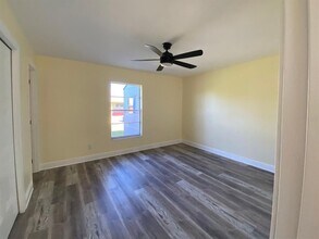 6368 Sunnybrook Blvd in Englewood, FL - Building Photo - Building Photo