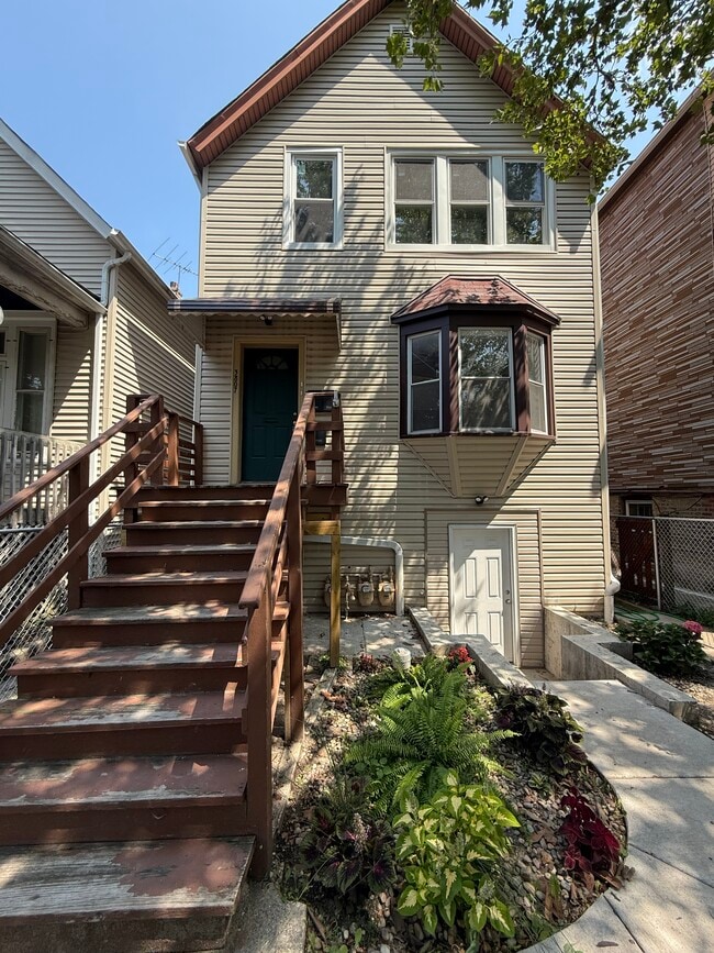 3807 N Whipple St, Unit #3 - Garden Unit
