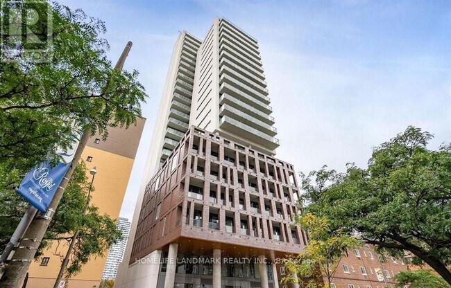 property at 81-1181 Wellesley St E
