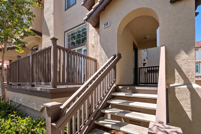 10330 Wateridge Cir