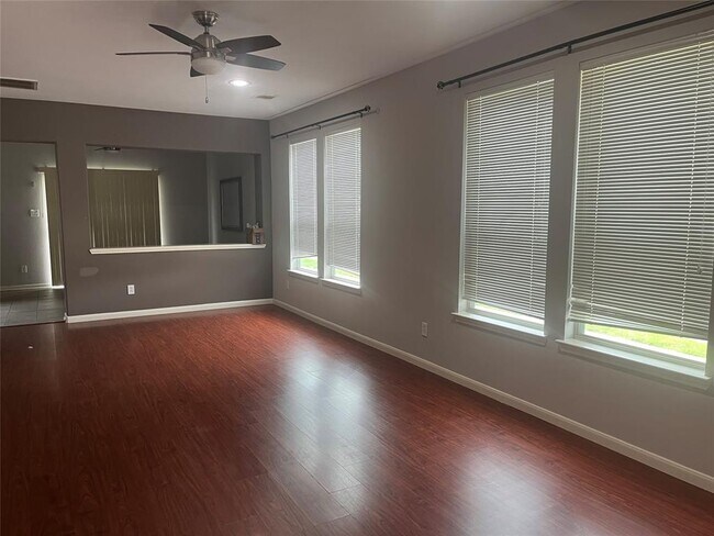 8102 Barnes Ridge Ln photo'