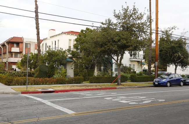 441-443 S Columbus Ave in Glendale, CA - Foto de edificio - Building Photo