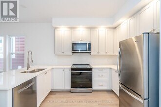 26 Allison Ln in Midland, ON - Building Photo - Building Photo