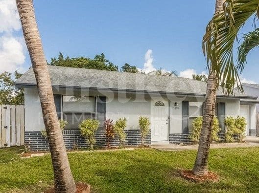 property at 5990 Ithaca Cir W