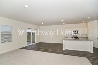 3604 Haplander Ct in Columbia, TN - Foto de edificio - Building Photo