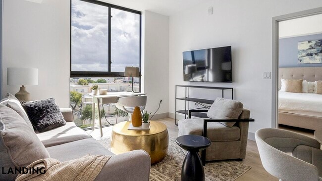 1155 NE 126th St, Unit 632 in North Miami, FL - Foto de edificio - Building Photo