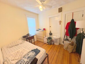 21 Dover St, Unit 2 in Cambridge, MA - Building Photo - Building Photo