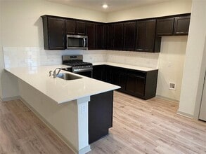 14205 Mcarthur Dr in Manor, TX - Building Photo - Building Photo