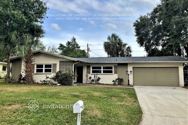 property at 1449 Spring Ln