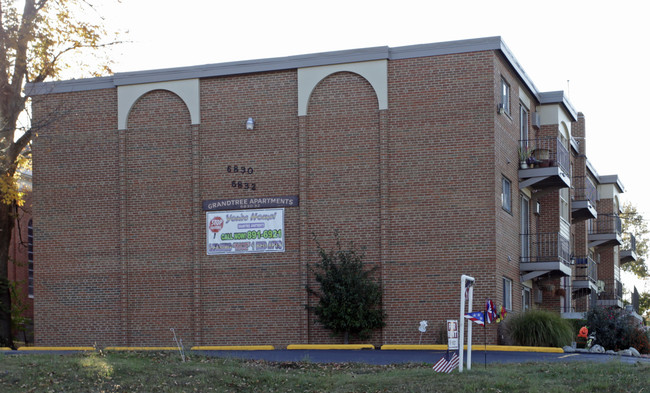 Grand Tree Apartments in Cincinnati, OH - Building Photo - Building Photo