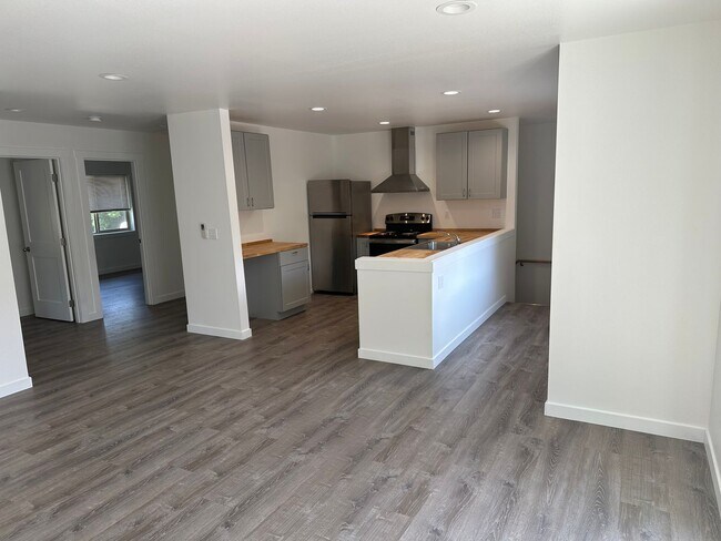 2057 Salam Lp in Ferndale, WA - Building Photo - Building Photo