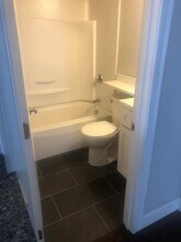 70 Safford St in Quincy, MA - Building Photo - Building Photo