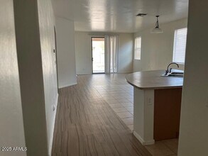 7817 S 65th Ln in Phoenix, AZ - Building Photo - Building Photo