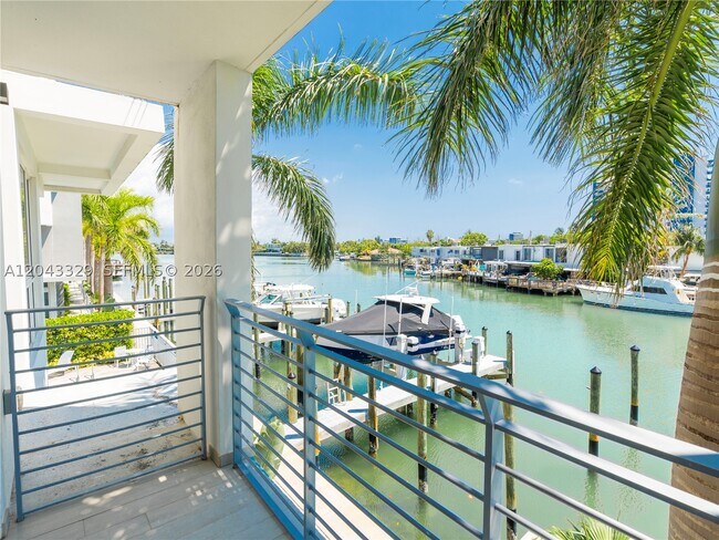 property at 51 N Shore Dr