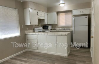 6004 Bourbon Dr in Carmichael, CA - Building Photo - Building Photo