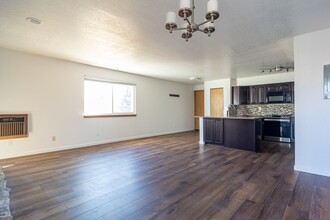 271 S Zinnia Way in Lakewood, CO - Building Photo - Building Photo