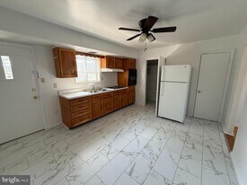 2256 Roosevelt Blvd in Winchester, VA - Building Photo