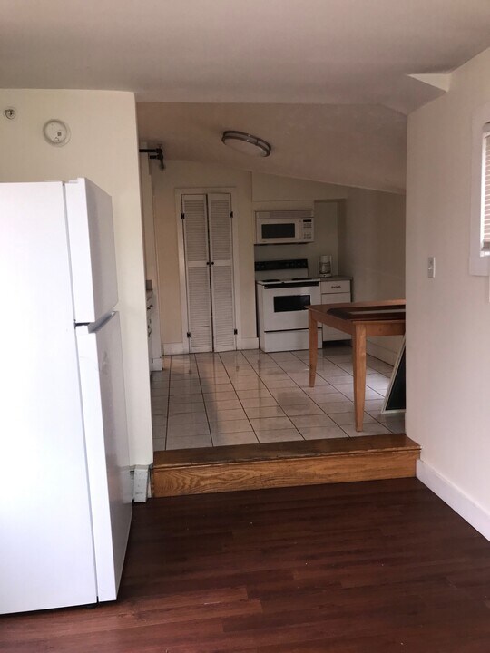 29 Portland Ave in Old Orchard Beach, ME - Building Photo