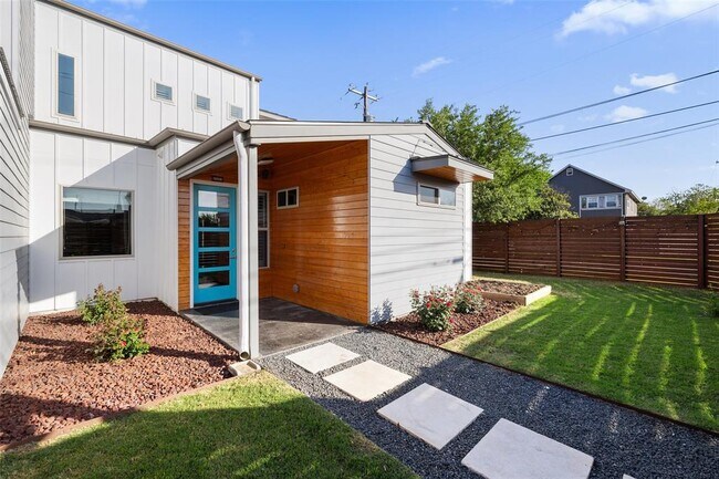 4325 Banister Ln in Austin, TX - Building Photo - Building Photo