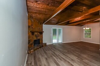 2429 Chauncey Ln in Marietta, GA - Building Photo - Building Photo