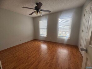 210 Marinawoods Dr SE in Huntsville, AL - Building Photo - Building Photo