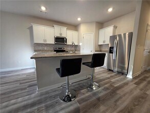 4169 Oakwood Ter Ct in Oakwood, GA - Building Photo - Building Photo