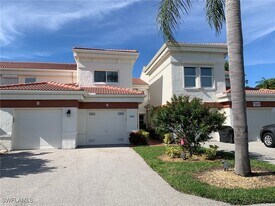 13290 Medinah Cir W in Ft. Myers, FL - Building Photo