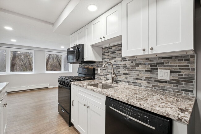 property at 1033 Bluff Ave E