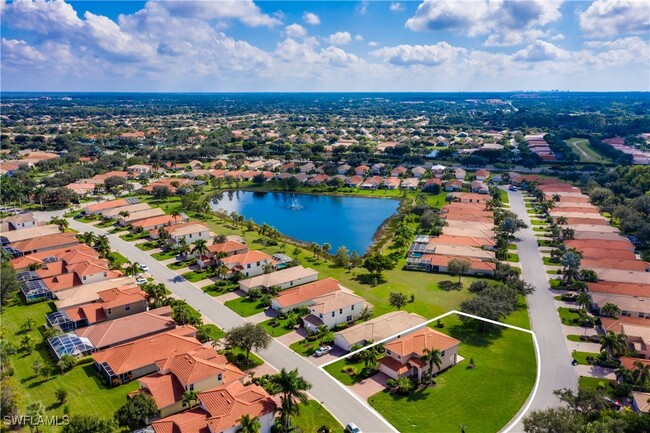 9026 Astonia Way in Ft. Myers, FL - Building Photo - Building Photo