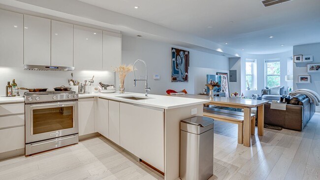 2003 First St NW in Washington, DC - Building Photo - Building Photo